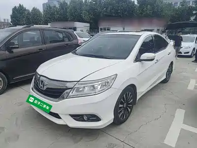 Honda Lingpai 2015