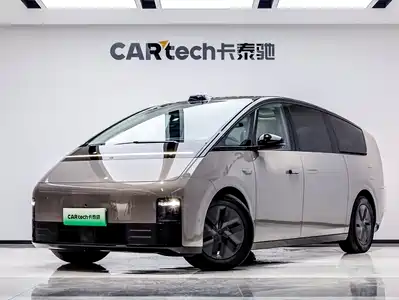 Li Auto MEGA 2024