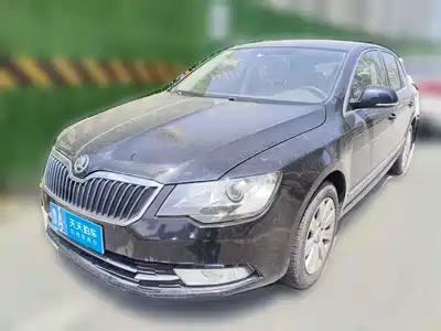 Škoda Superb 2014
