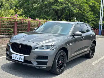 Jaguar F-PACE 2017