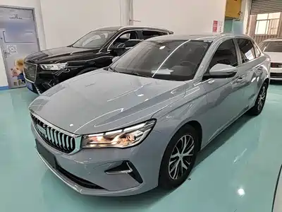 Geely Emgrand 2025