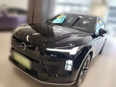 Volvo XC70 Plug-in Hybrid 2026