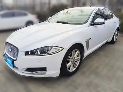 Jaguar XF 2013