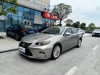 Lexus ES 2017