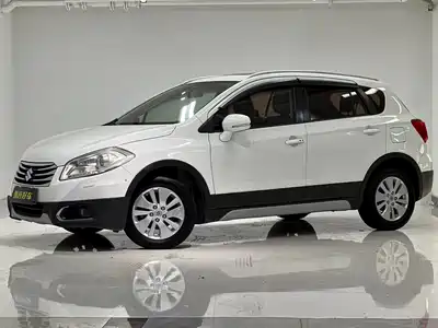 Suzuki SX4 S-Cross 2014