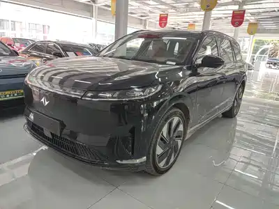 Dongfeng Yipai eπ008 2024