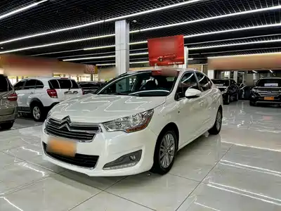 Citroën C4L 2014