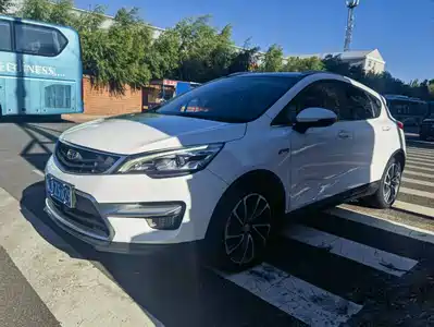 Geely Emgrand GS 2017
