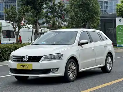 Volkswagen Lavida Tour 2015