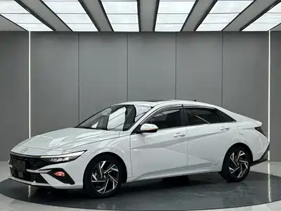 Hyundai Elantra 2023