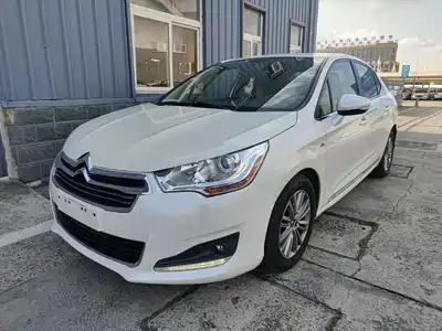 Citroën C4L 2014