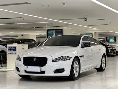 Jaguar XJ 2016