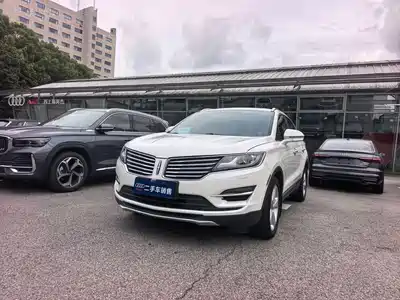Lincoln MKC 2016