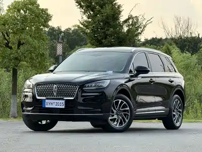 Lincoln Adventurer 2022