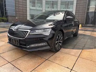 Škoda Superb 2023