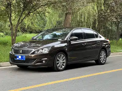 Peugeot 408 2016