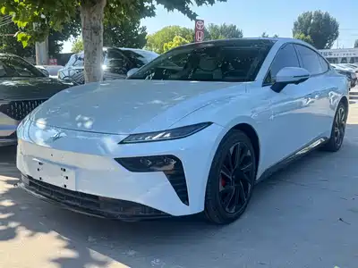 Dongfeng Yipai eπ007 2025