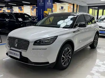 Lincoln Adventurer 2022