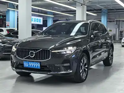 Volvo XC60 2022