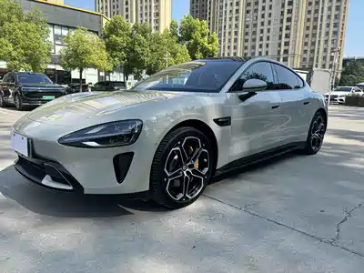 Xiaomi Auto SU7 2024
