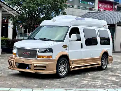 GMC Savana 2013