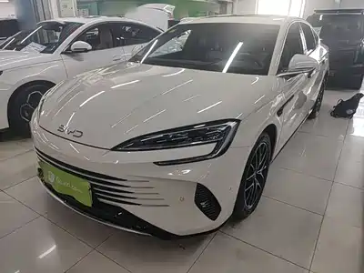 BYD Seal 07 DM-i 2025