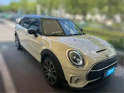 MINI CLUBMAN 2022