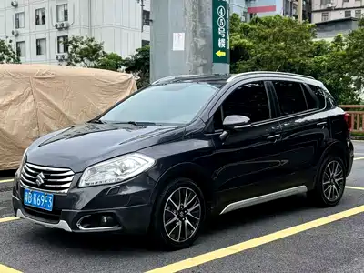 Suzuki SX4 S-Cross 2014