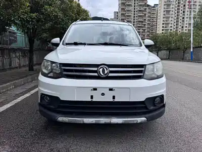 Dongfeng Fengguang 360 2015