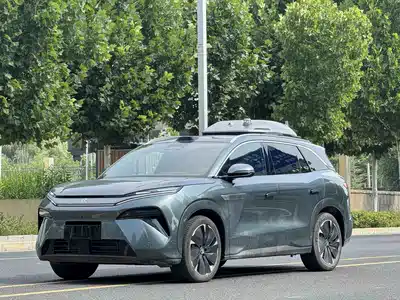 BYD Tang L 2025