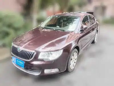 Škoda Superb 2012