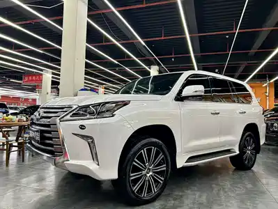 Lexus LX 2023