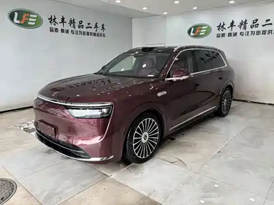 AITO Wenjie M8 2025