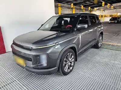 Geely ICON 2021