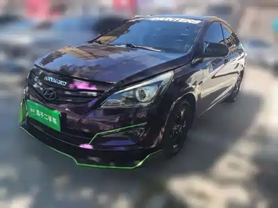 Hyundai Verna 2015