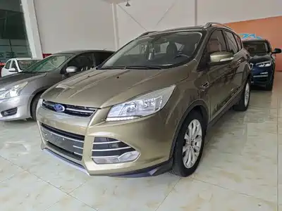 Ford Kuga 2016
