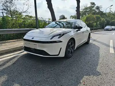 Lynk & Co 07 EM-P 2024