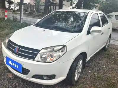 Geely King Kong 2015