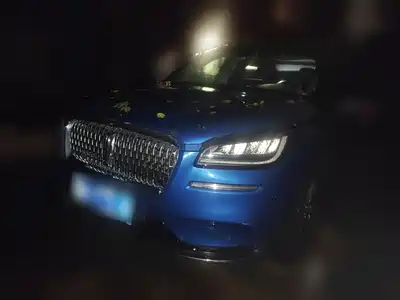 Lincoln Adventurer 2021