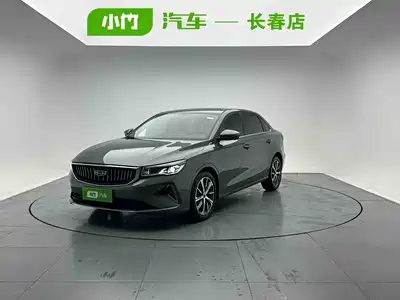 Geely Emgrand 2022