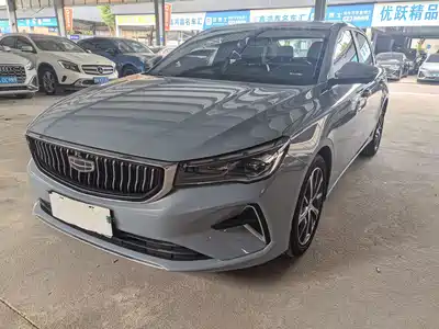 Geely Emgrand 2023