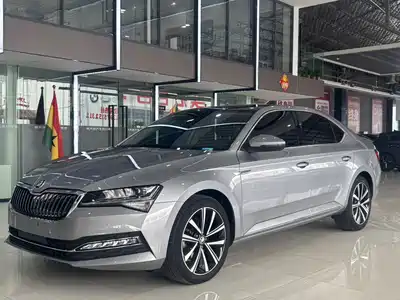 Škoda Superb 2023
