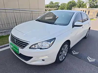 Peugeot 408 2016
