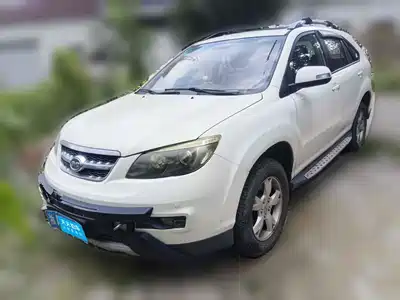 BYD S6 2012