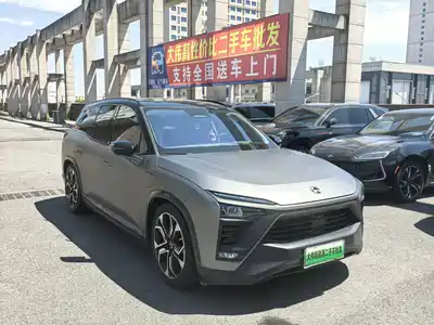 NIO ES8 2018