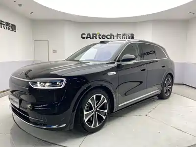 AITO Wenjie M7 2025