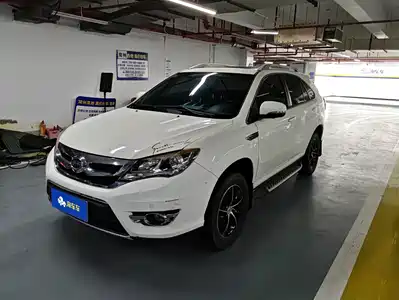 BYD S7 2016