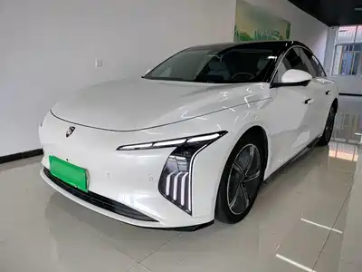 Dongfeng Fengxing Stellar S7 2024