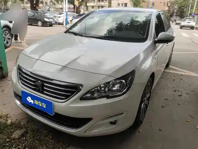 Peugeot 408 2016