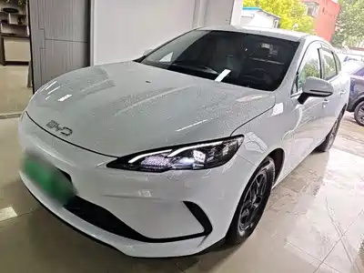 BYD Seal 05 DM-i 2025